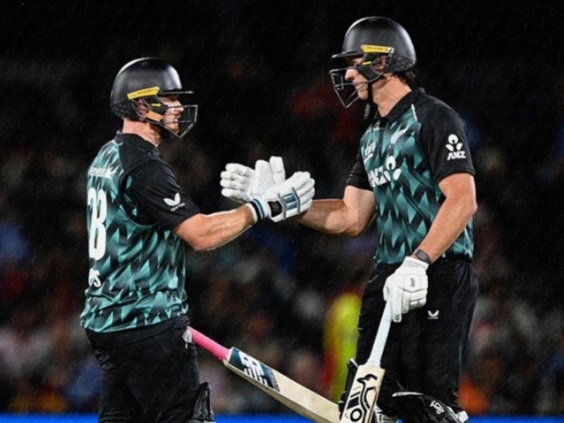 2nd T20I: Phillips and Jacobs' fifties lead New Zealand to 180/5 against India in Christchurch