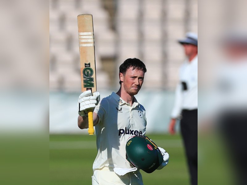 Adam Hose signs new three-year deal to extend Worcestershire stay until 2029 (Credit: Worcestershire/X)