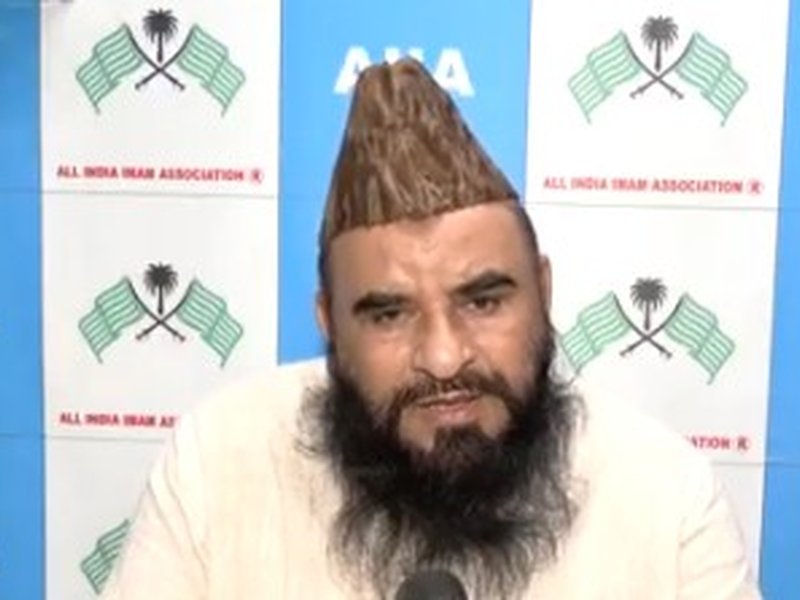 ‘Amounts to treason’, Farooq Abdullah earns flak from Muslim clerics over Kashmir remark row