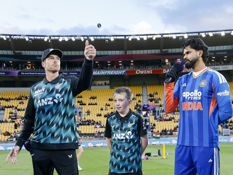 3rd T20I: Unchanged India opt to field as New Zealand make three changes