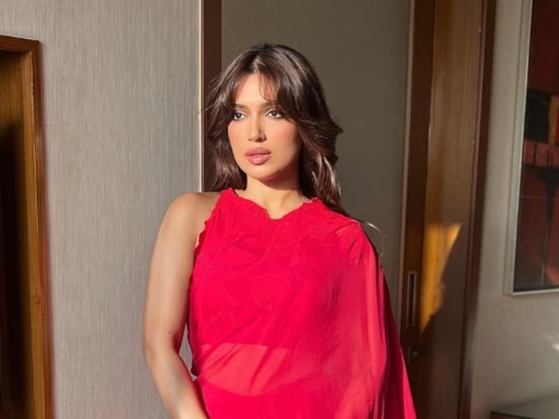 Bhumi Pednekar seeks blessings at Tirumala’s Srivari Temple with family