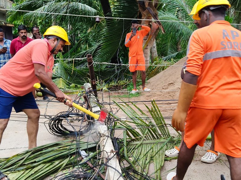 Cyclone ‘Arnab’ claims four lives, leaves trail of destruction in coastal Andhra (Roundup)