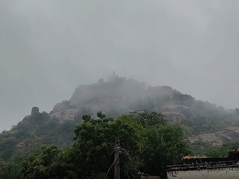 चक्रवात 'अर्नब' का असर : राजस्थान के 28 जिलों में बारिश, येलो और ऑरेंज अलर्ट जारी