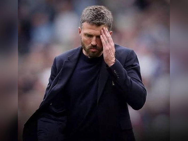 Huge game for Michael Carrick as Arsenal test Liverpool's credentials at Anfield in the Premier League this weekend. Photo credit: Manchester United/X