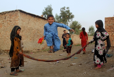 Poverty in Pakistan 14.6 pc more than official estimates: SPDC report