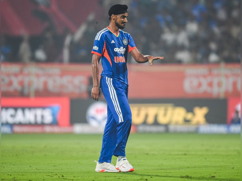 अर्शदीप सिंह: डेथ ओवर स्पेशलिस्ट, जो टी20 क्रिकेट में इतिहास रचते हुए बने टीम की जान