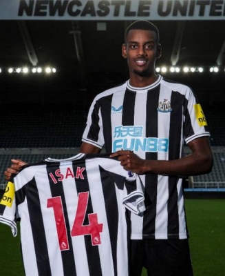 Liverpool agree to sign Newcastle striker Alexander Isak for record 125 mn pound deal: Report