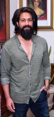 Radhika Pandit’s Valentine’s Day message for Yash: Thank you for choosing me every single day