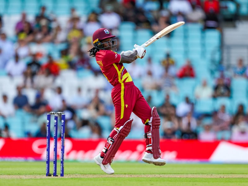 Deandra Dottin re-signs with Melbourne Renegades for WBBL 12