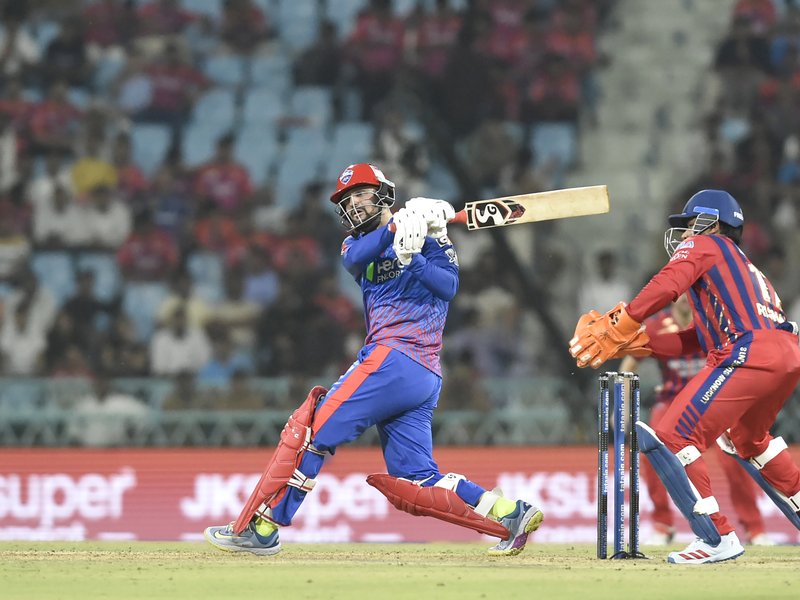 आईपीएल 2026: रिजवी का तूफानी अर्धशतक, डीसी ने 6 विकेट से एलएसजी को हराया