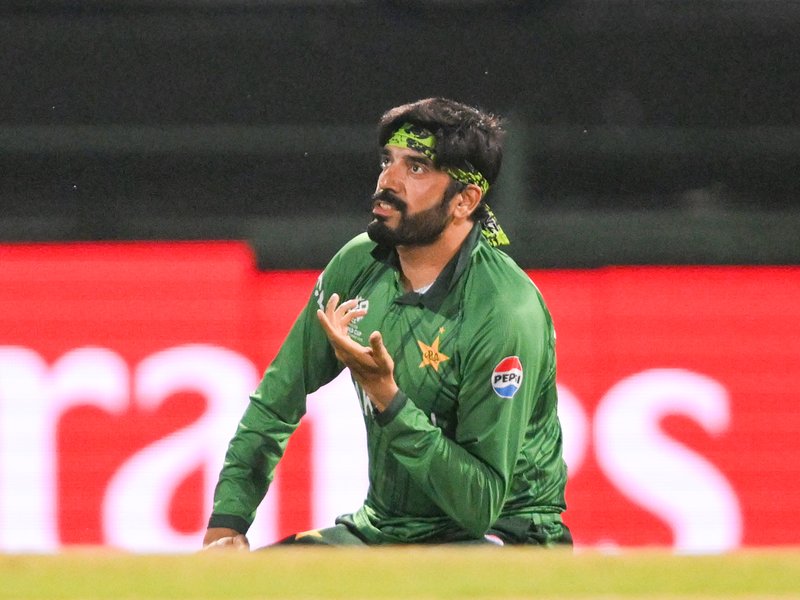 Warwickshire sign Pakistan mystery spinner Usman Tariq for T20 Blast