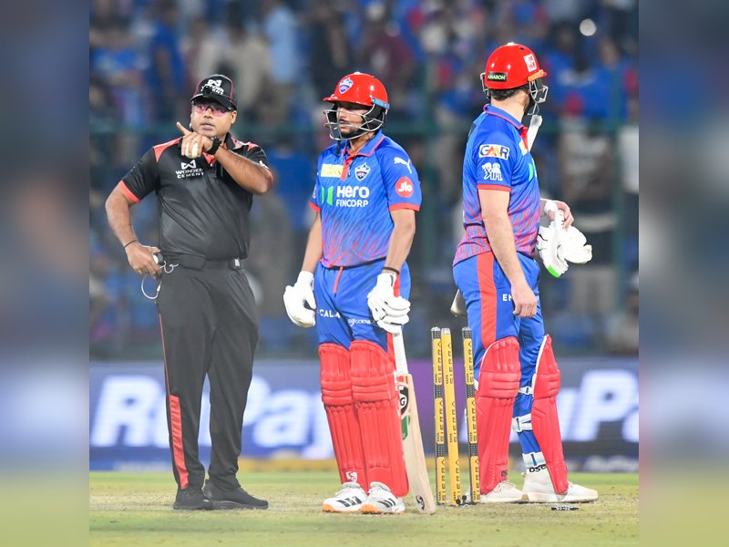 Responsibility was on David Miller; that indecision cost Delhi Capitals a couple of points, says Sanjay Bangar. Photo credit: IANS