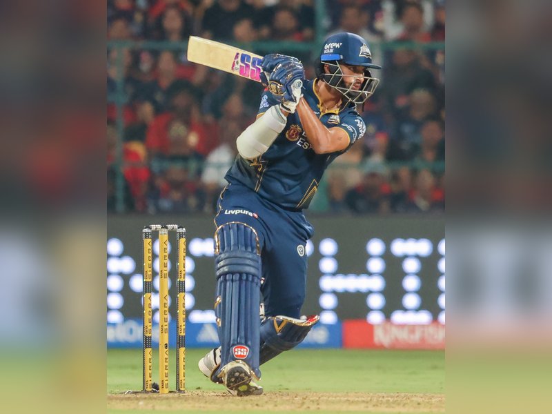 'His fielding level has got to go up': Bishop criticises Sundar after Kohli's catch drop