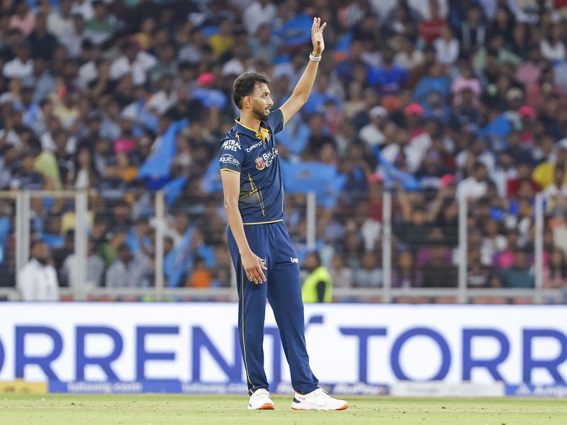 एलएसजी बनाम जीटी: प्रसिद्ध कृष्णा की शानदार गेंदबाजी, आईपीएल करियर का डाला सबसे बेहतरीन स्पेल