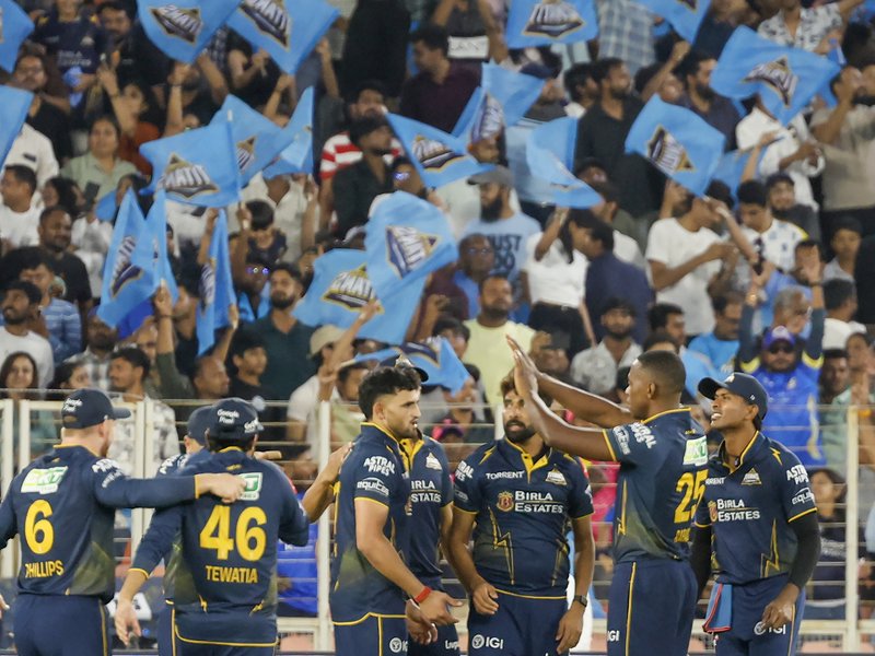 'Siraj bhaiya taught me how to handle pressure and set up batters’: Ashok Sharma