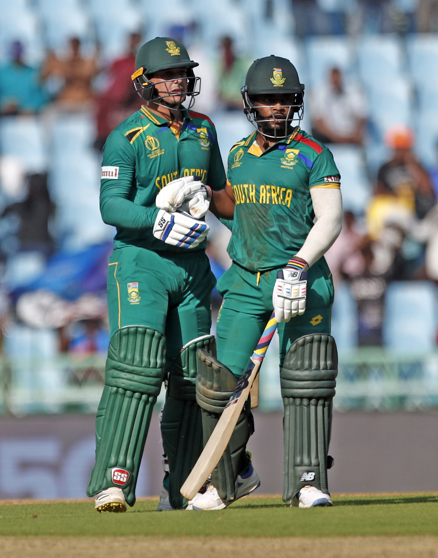 Bavuma out of Pakistan Tests due to calf strain; de Kock reverses ODI retirement