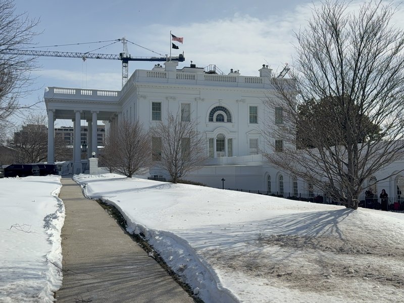 अमेरिका : खामेनेई शासन के खिलाफ अमेरिकी कार्रवाई से ईरानियों में जश्न, व्हाइट हाउस के बाहर निकाली रैली