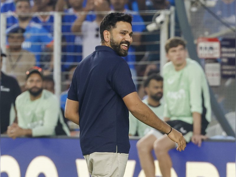 IPL 2026: 'Rohit Sharma should be on ground for 40 overs,' says Aakash Chopra