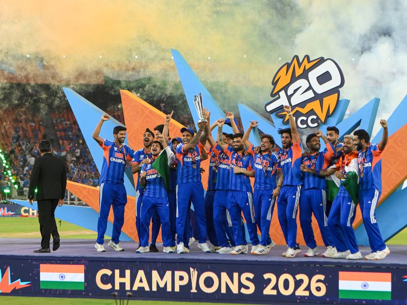 टी20 वर्ल्ड कप: विश्व चैंपियन भारतीय टीम पर पैसों की बारिश, जानें उपविजेता और अन्य टीमों को कितने पैसे मिले? 