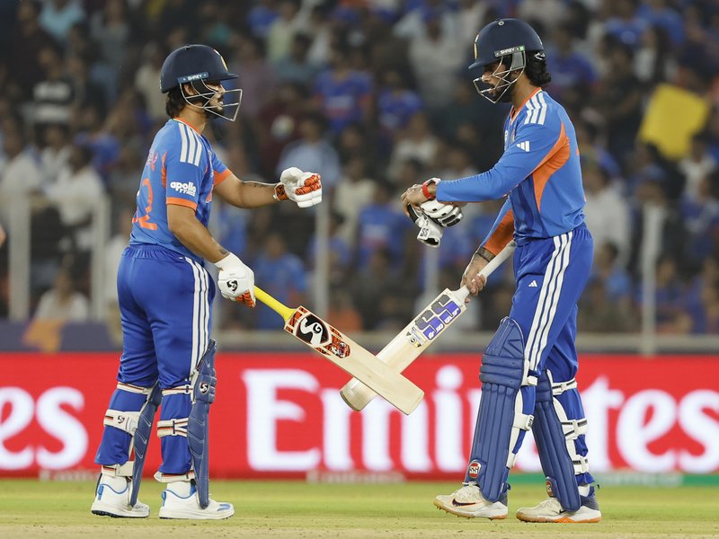 भारत-साउथ अफ्रीका: सिर्फ 2 बल्लेबाज, जिन्होंने टी20 मैच में लगाए शतक, दोनों भारतीय