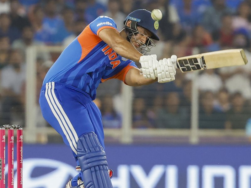 टी20 विश्व कप: 'हर बार छक्का लगाना जरूरी नहीं', शिवम दुबे को याद आई एमएस धोनी की सलाह 