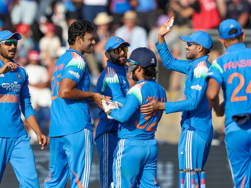 'India are yet to settle as a unit, giving England a slight edge': Kapil Dev on Lord’s decider