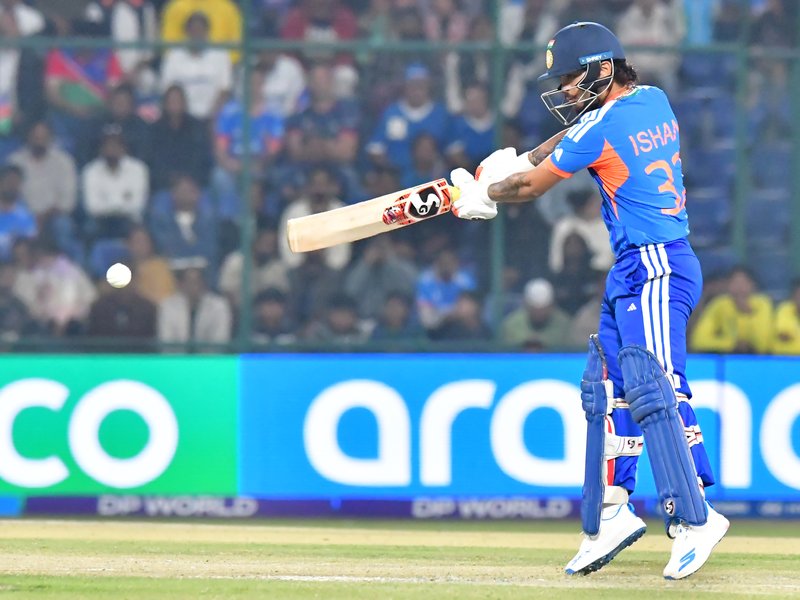 टी20 वर्ल्ड कप: सिर्फ 20 गेंदों में फिफ्टी, पावरप्ले में ईशान ने दूसरी बार जमाया अर्धशतक