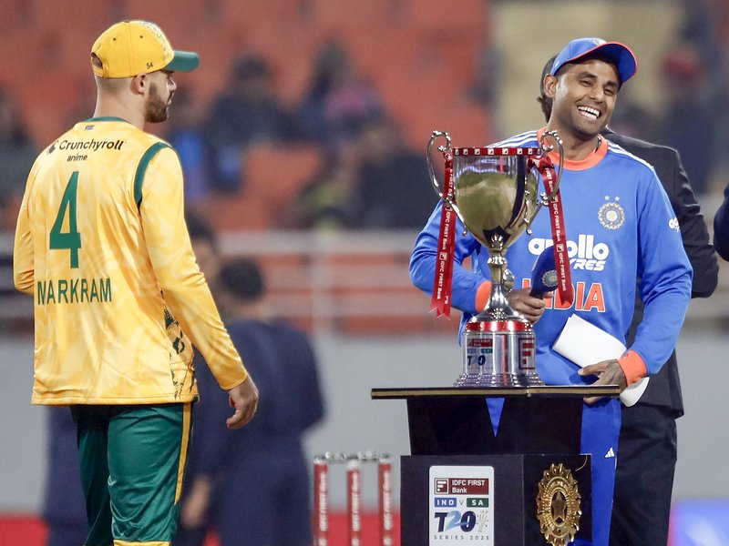 Unchanged India elect to bowl first; South Africa bring in Reeza Hendricks, Ottniel Baartman, and George Linde for the second ODI to be played at Maharaja Yadavindra Singh International Cricket Stadium in New Chandigarh on Thursday. Photo credit: IANS 