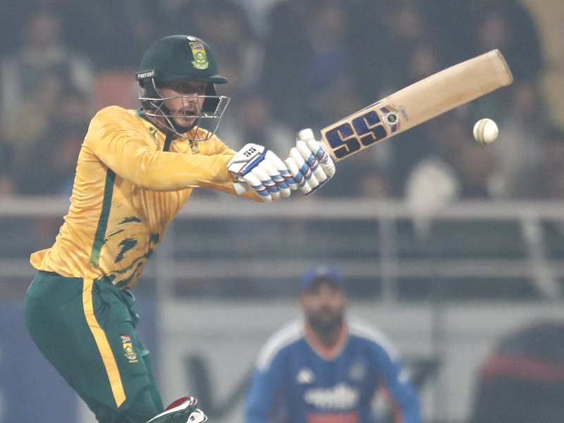 Quinton de Kock's dazzling 90 takes South Africa to 213/4 in 20 overs against India in the second T20I of the five-match series at the Maharaja Yadavindra Singh International Cricket Stadium in New Chandigarh on Thursday. Photo credit: IANS