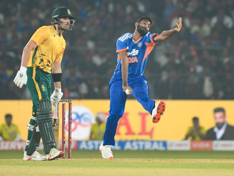 साउथ अफ्रीका का बुरा हाल, मेहमान टीम को सिर्फ 74 रन पर समेटकर भारत ने रचा इतिहास