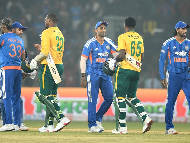 India showed Proteas exactly how to play on sporting wicket: Dale Steyn