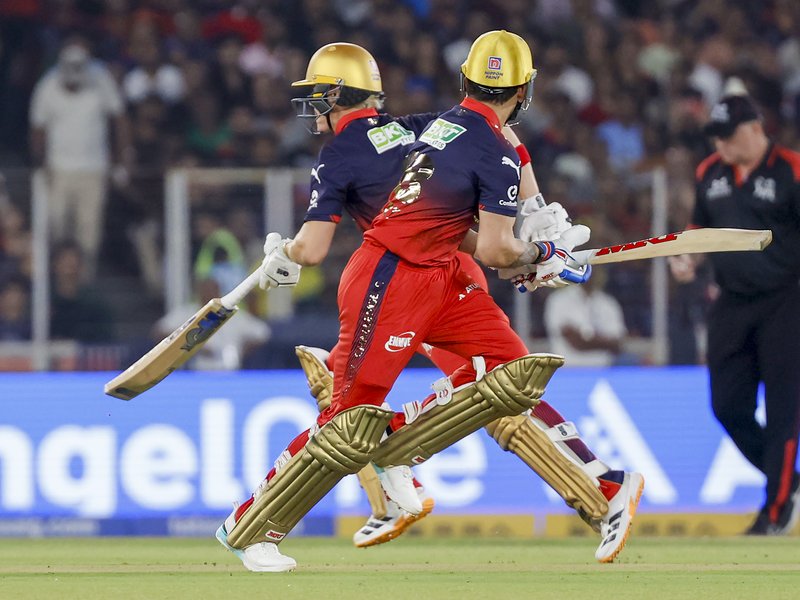 'Batting with Virat Kohli is an amazing experience,' says Jacob Bethell about his experience of playing for Royal Challengers Bengaluru (RCB) in Indian Premier League (IPL) 2026. Photo credit: IANS 