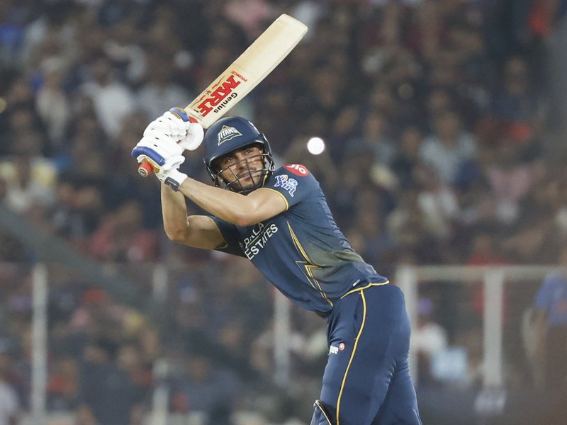 आईपीएल 2026: अरशद के बाद गिल-बटलर ने बिखेरी चमक, जीटी ने आरसीबी को 4 विकेट से हराया