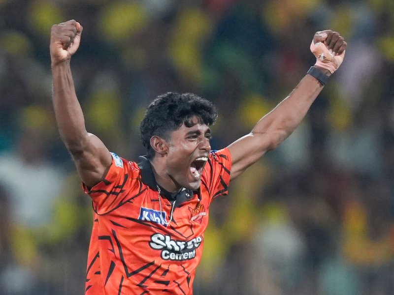 IPL 2026: Varun Aaron praises SRH youngsters Sakib and Praful after playoff-clinching win