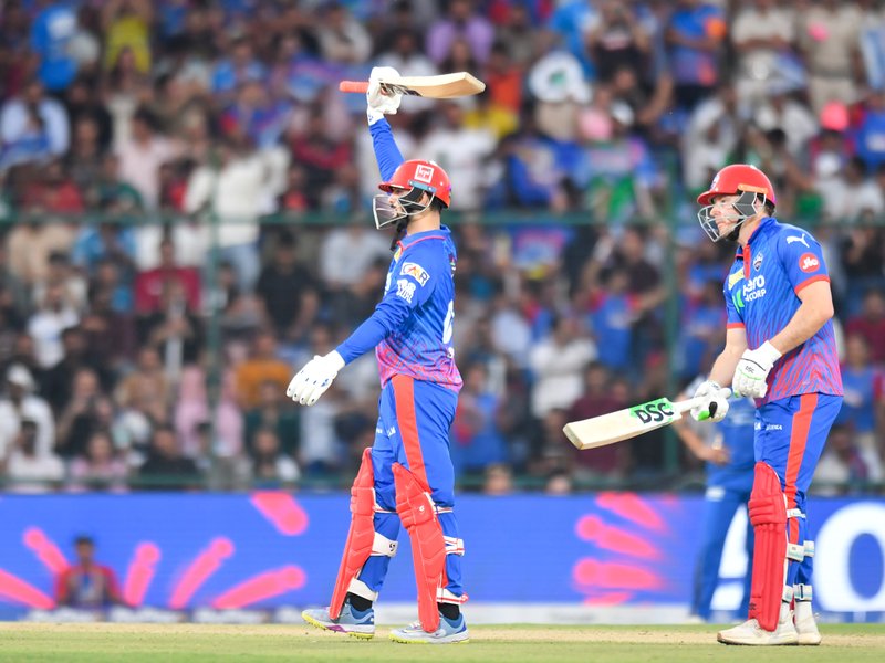 आईपीएल 2026: रिजवी ने खेली 90 रन की तूफानी पारी, एमआई को हराकर टॉप पर डीसी