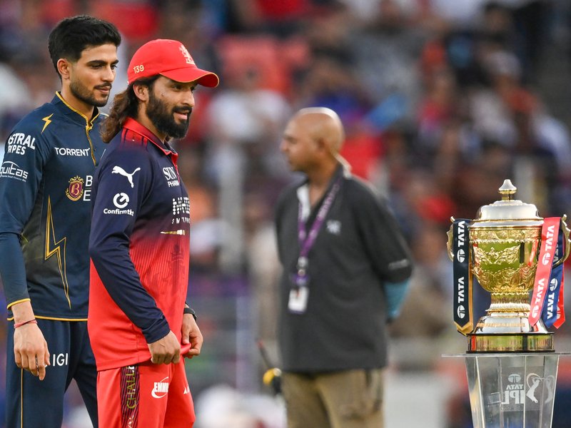 IPL 2026: Unchanged RCB elect to bowl first against GT, Arshad replaces Sai Kishore