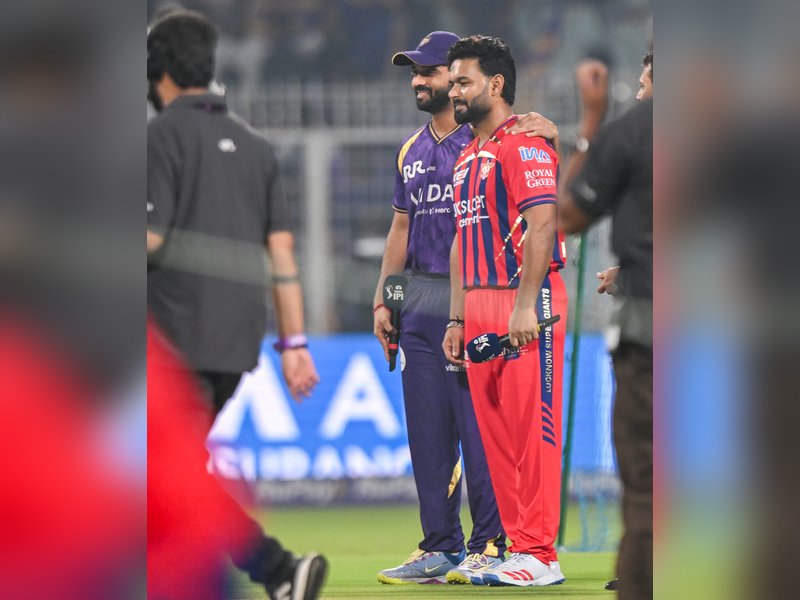Unchanged Lucknow Super Giants (LSG) win toss, elect to bowl first against Kolkata Knight Riders (KKR) in Match 15 of the Indian Premier League (IPL) 2026 at the Eden Gardens in Kolkata on Thursday. Photo credit: IANS 
