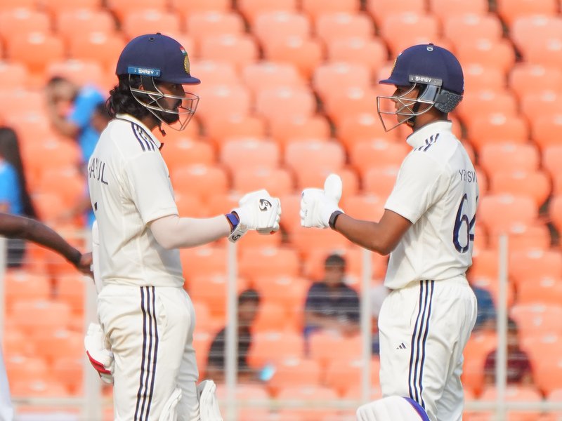 Rahul hits unbeaten 53 as India reach 121/1, trail West Indies by 41 runs in 