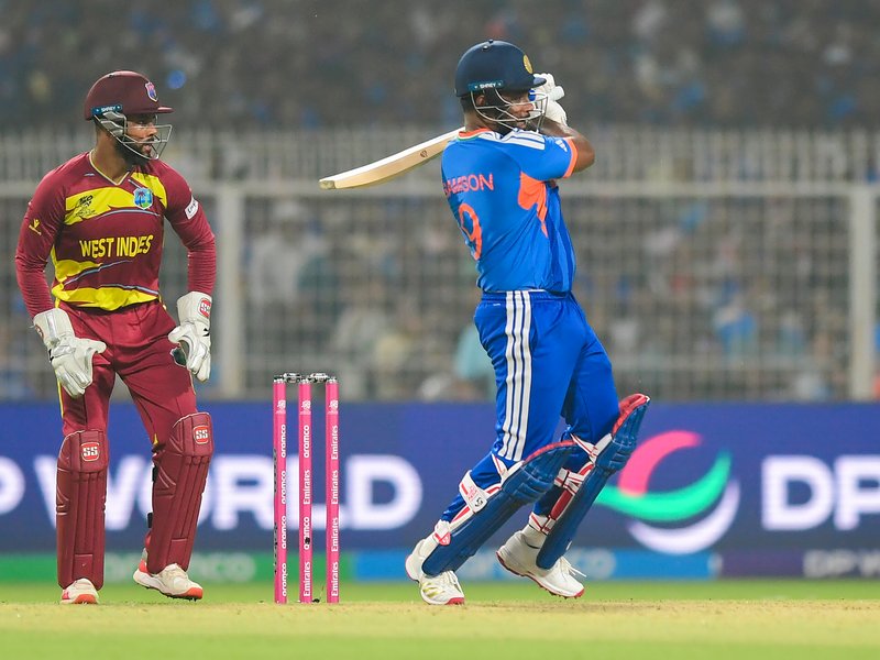 टी20 वर्ल्ड कप: 16 बाउंड्री के साथ सैमसन का तूफान, वेस्टइंडीज को 5 विकेट से हराकर सेमीफाइनल में भारत
