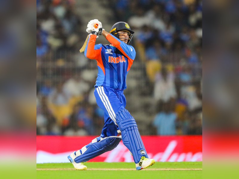 'बल्ले को ही सारी बातें करने देते हैं', युवराज सिंह ने की अभिषेक शर्मा की तारीफ 