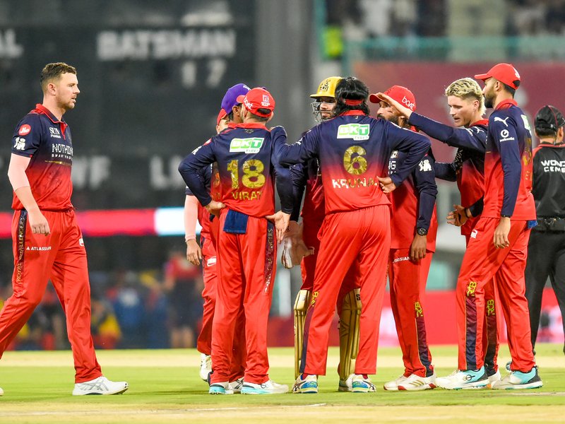 'We will do our best to put a smile on fans 'faces,' says Karthik ahead of MI clash
