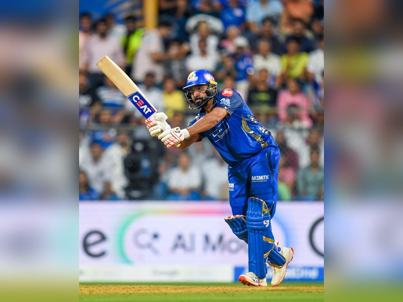 If Rohit continues this form, MI will hurt the playoff hopes of many teams: Gavaskar