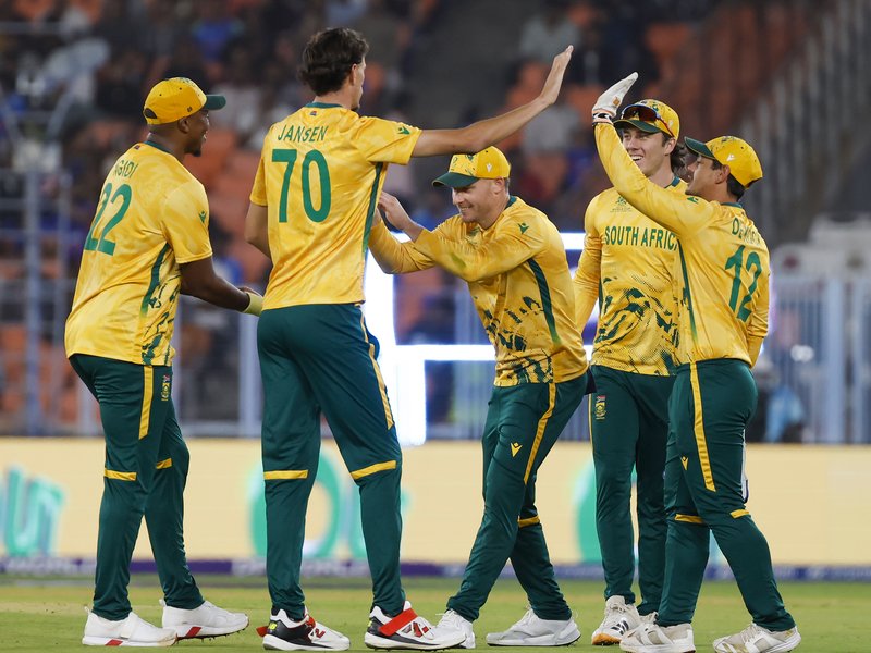 T20 WC: SA elect to bowl first against UAE