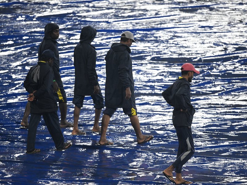 टी20 वर्ल्ड कप: बारिश ने धोया 'सुपर-8' का पहला मैच, पाकिस्तान-न्यूजीलैंड के बीच बंटे 1-1 अंक