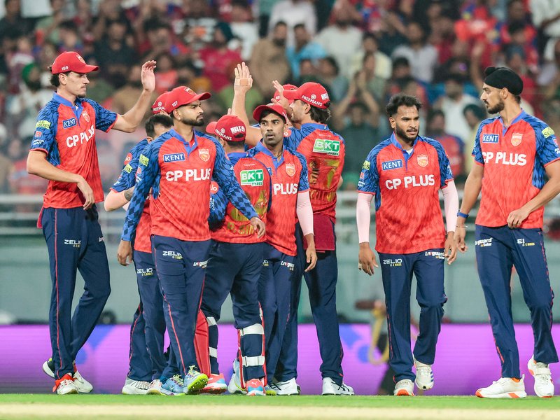 IPL 2026: Kevin Pietersen predicts top 4 teams after first round matches