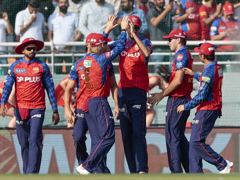 आईपीएल 2026: आखिर क्यों एसआरएच के खिलाफ बांह पर काली पट्टी बांधकर उतरी पंजाब किंग्स?