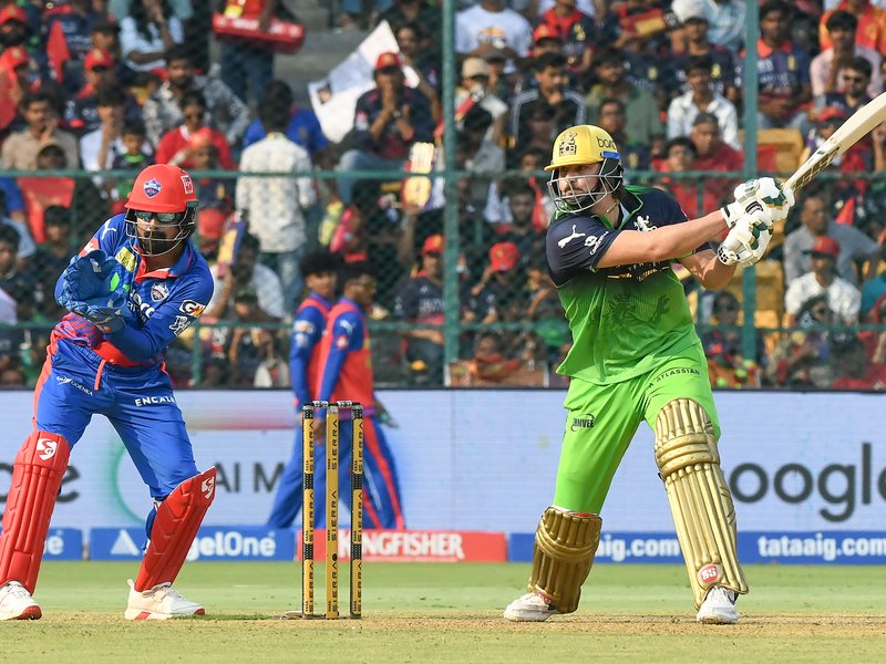 आईपीएल 2026: टिम डेविड ने ट्रेविस हेड का तोड़ा रिकॉर्ड, सहवाग-साल्ट को भी छोड़ा पीछे