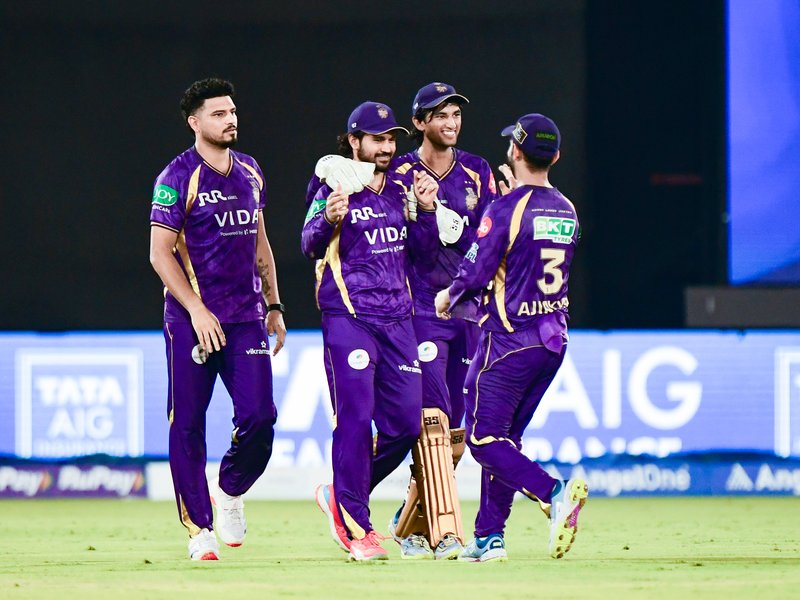 'This catch will go down as one of the best in IPL history': Aakash Chopra hails Manish Pandey screamer vs RCB