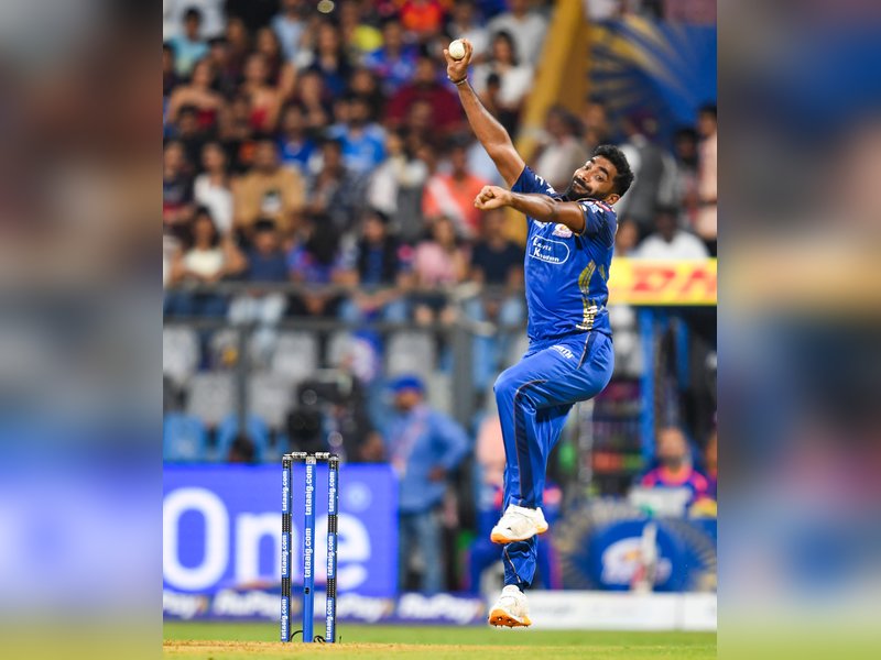 'Can’t put a finger and say why he hasn’t taken wickets': Jayawardene backs Bumrah amid bowling woes
