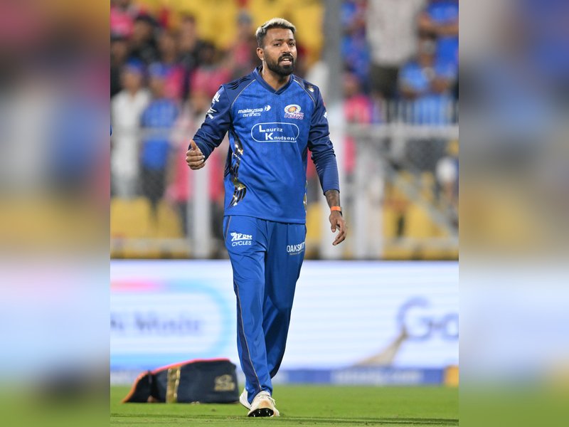 IPL 2026: Pandya, Boult return as MI opt to bowl in rain-shortened match vs RR